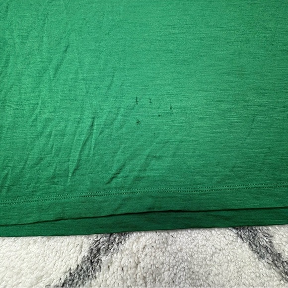 2/$20 Icebreaker Men XL Merino Wool Blend Green Tee Shirt New Zealand Moisture - Picture 2 of 8